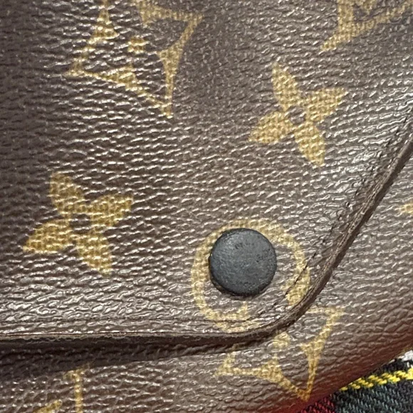 Authentic Louis Vuitton Josephine Wallet - Picture 7 of 11